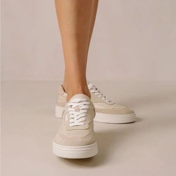 Alohas TB87 Vintage Beige Leather Sneakers - Picture 2 of 4